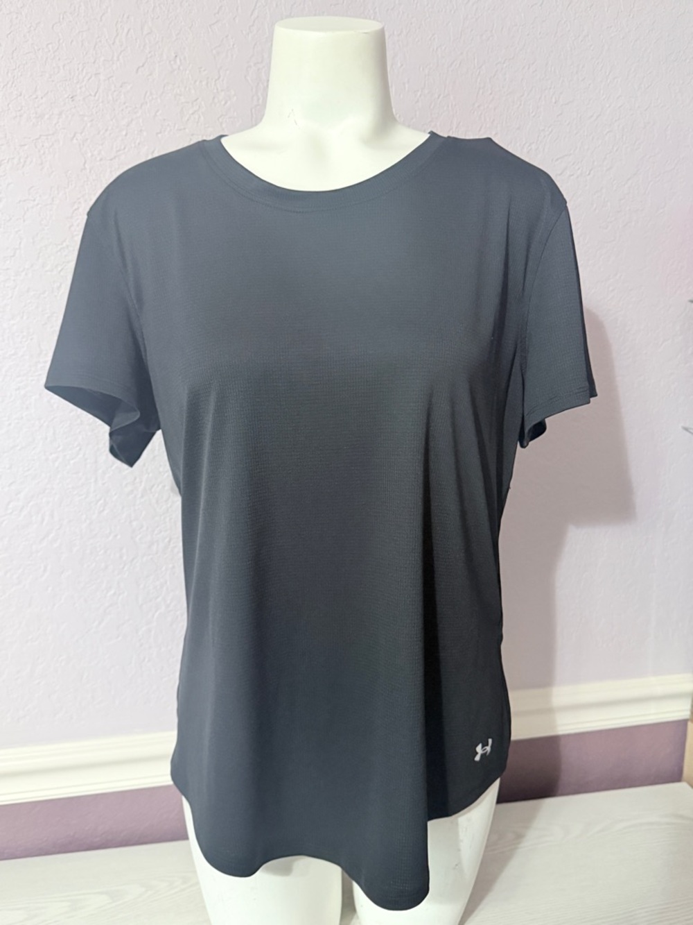 Under Armour Women’s Black Short Sleeve Performance Tee